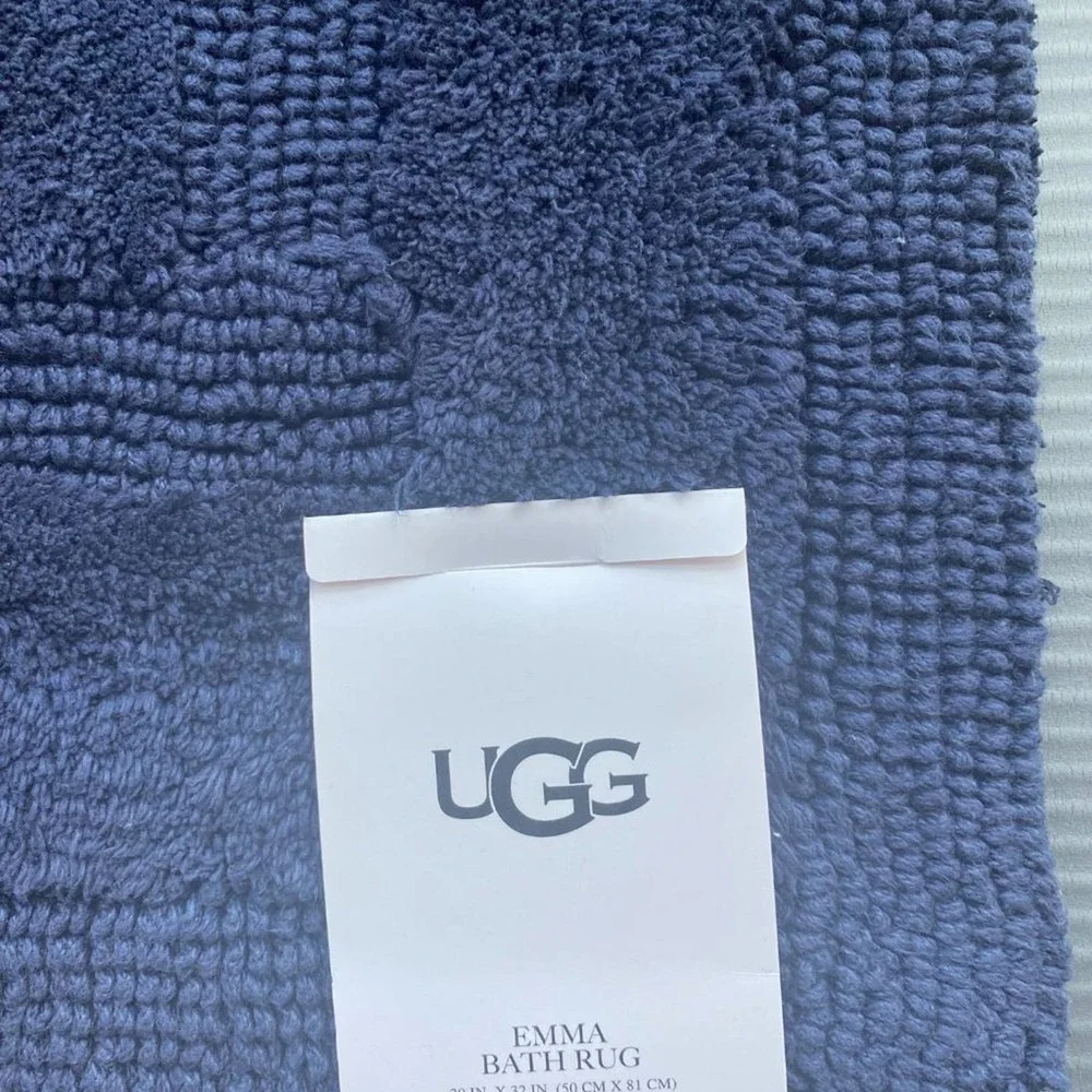 NWT UGG Emma Bath Mat Rug Cotton Reversible Navy Blue 20x32in